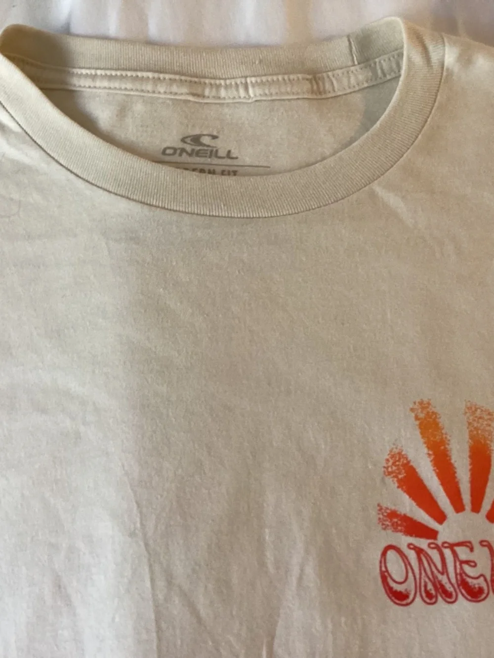 O’Neill Men’s Medium Cream Orange Surf Graphic Back Print T-Shirt